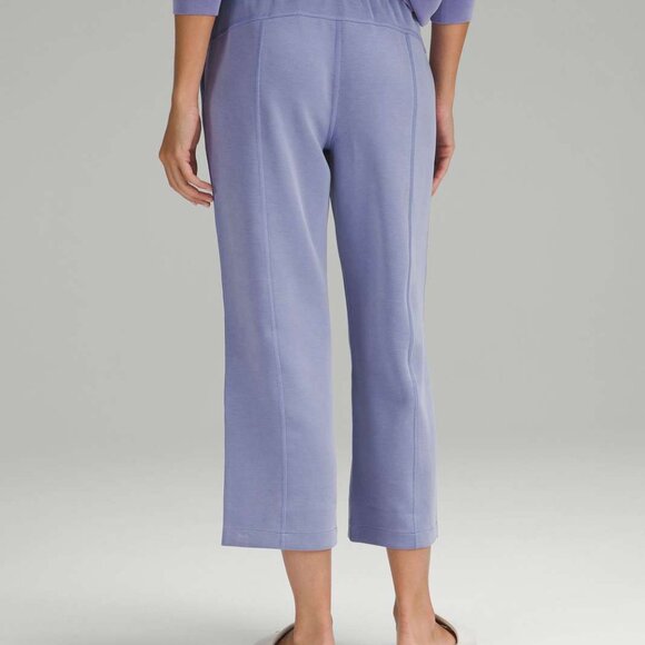 Lululemon Softstreme High-Rise Straight-Leg Cropped Pant Size 6 - Picture 2 of 7